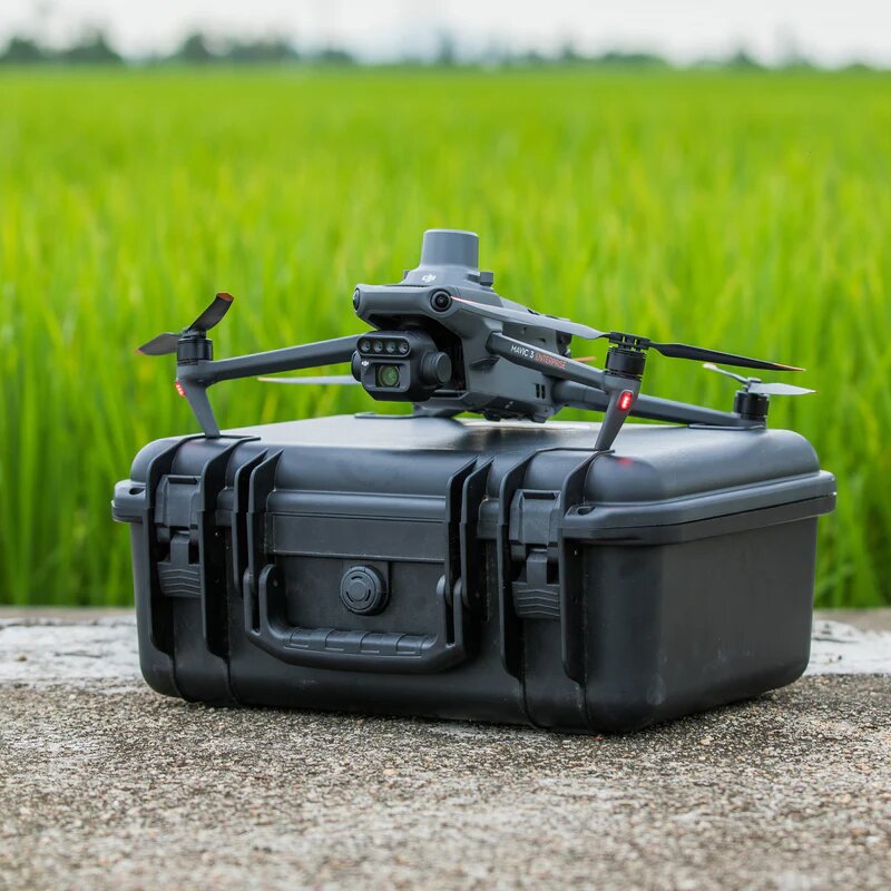 DJI Mavic 3 Multispectral en campo